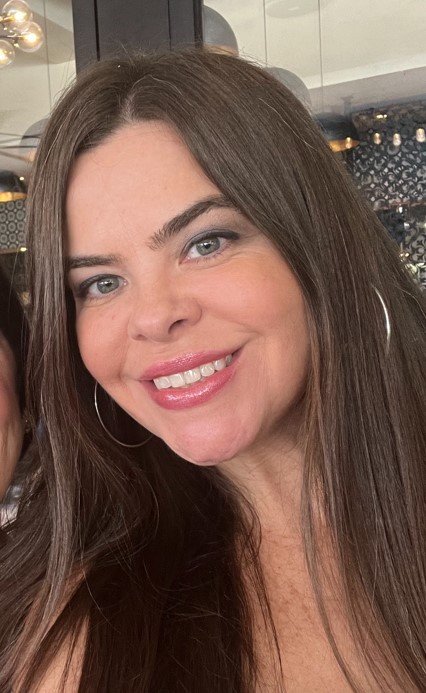 Veronica Leon smiling